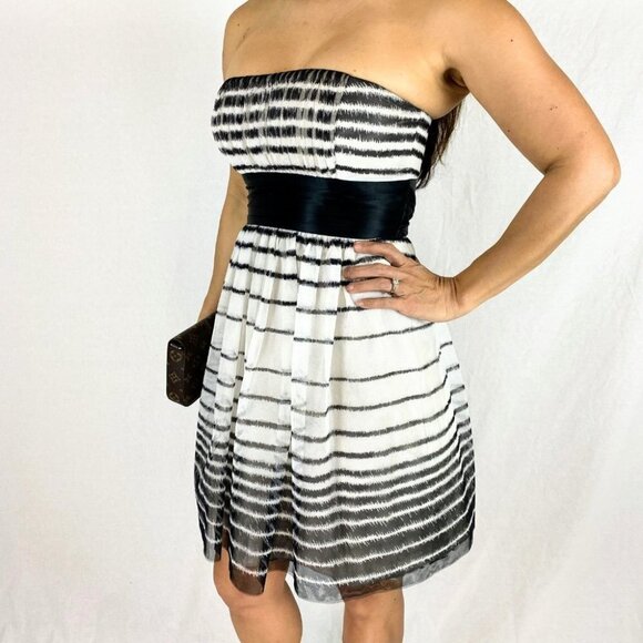 BCBGMAXAZRIA White Black Strapless Dress - Picture 4 of 8